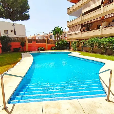 Apartamento Nuevo Con Parking Y Piscina Gratis Fuengirola Exterior photo